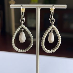 Drop drop earrings